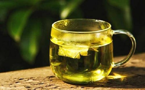 烏龍茶是涼性還是溫性-易網健康<a href=http://www.aoa7937.com/jkys/ target=_blank class=infotextkey>養生</a>網 烏龍茶是涼性還是溫性