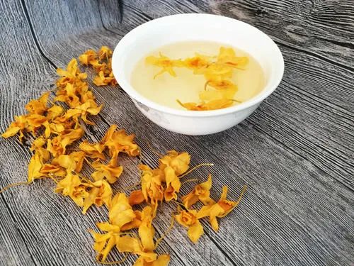 石斛花泡水能天天喝嗎