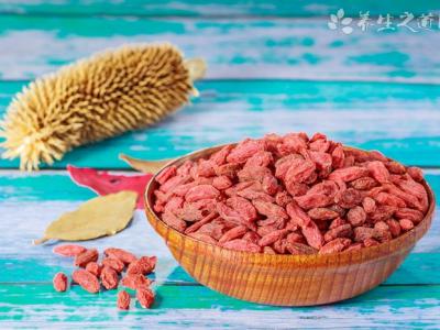 蕨麻的藥用價(jià)值_蕨麻的副作用