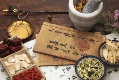 中藥免煎的好還是熬的好-易網(wǎng)健康<a href=http://www.aoa7937.com/jkys/ target=_blank class=infotextkey>養(yǎng)生</a>網(wǎng) 中藥免煎的好還是熬的好