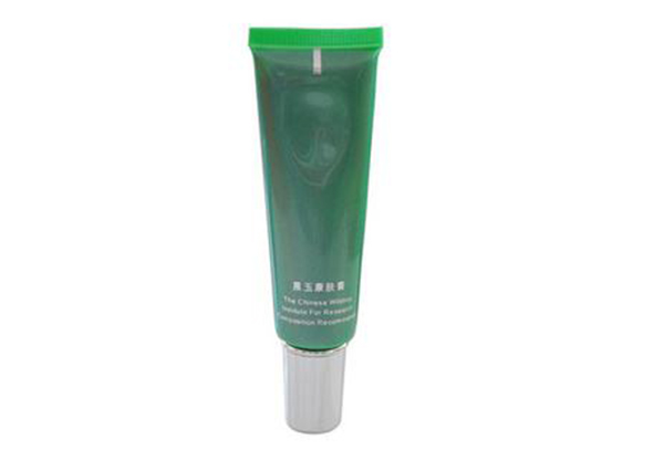去疤痕最好的十大藥膏?淡化舊疤痕最好的藥膏-易網(wǎng)健康<a href=http://www.aoa7937.com/jkys/ target=_blank class=infotextkey>養(yǎng)生</a>網(wǎng) 去疤痕最好的十大藥膏?淡化舊疤痕最好的藥膏