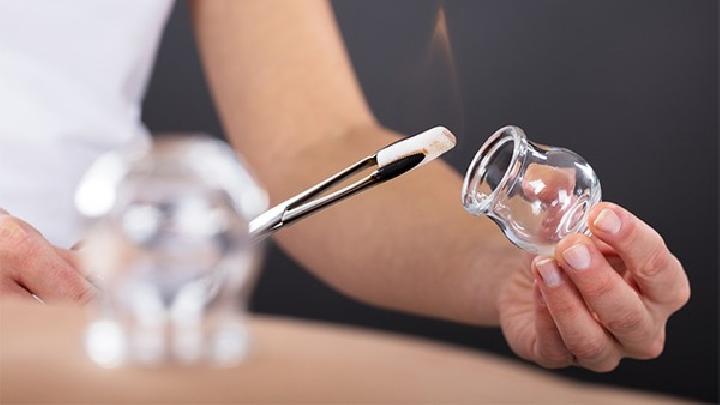 教師群體易患干眼癥該怎么治療 得了干眼癥不妨試試針灸療法