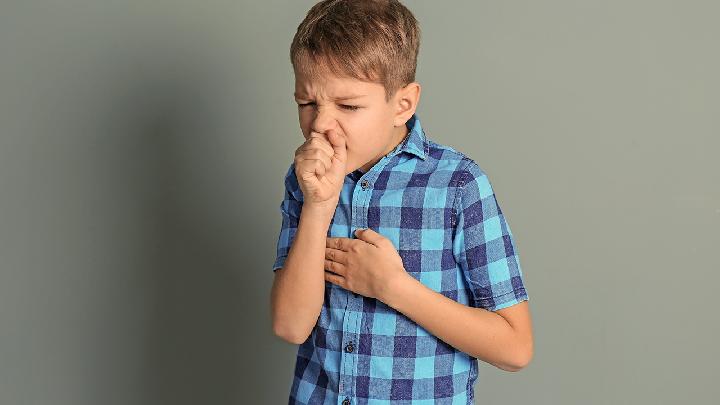 青少年應該如何預防近視？預防青少年近視試試中醫推拿飲食法