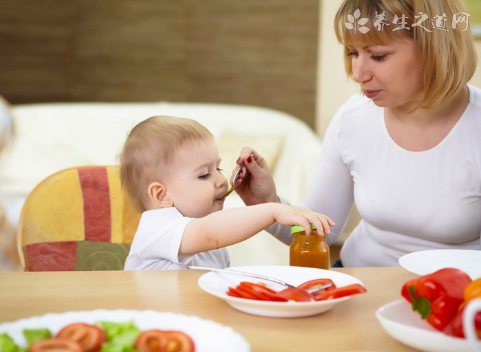 孕婦吃西瓜中毒流產 夏天怎么吃西瓜最健康?-易網健康養生網 孕婦吃西瓜中毒流產 夏天怎么吃西瓜最健康?