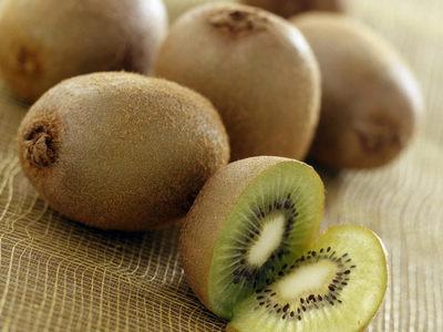 獼猴桃學(xué)名：獼猴桃，英文：Kiwi