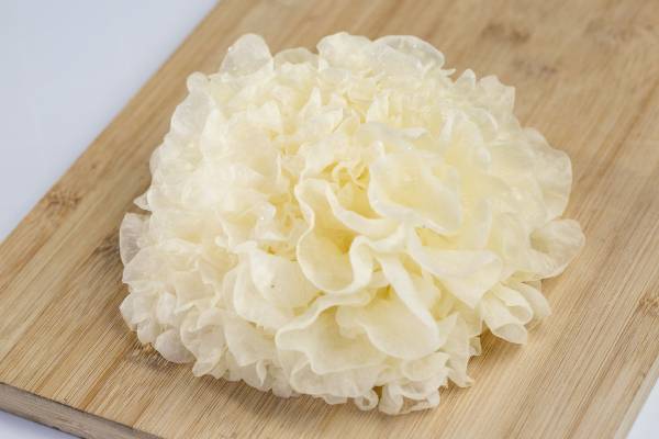 銀耳能不能用于養生藥膳-易網健康養生網 銀耳能不能用于養生藥膳