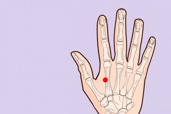 按摩合谷穴的好處 合谷穴按摩左手還是右手-易網健康<a href=http://www.aoa7937.com/jkys/ target=_blank class=infotextkey>養生</a>網 按摩合谷穴的好處 合谷穴按摩左手還是右手