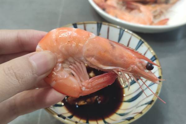 柿子和蝦能一起吃嗎 柿子和蝦的禁忌人群