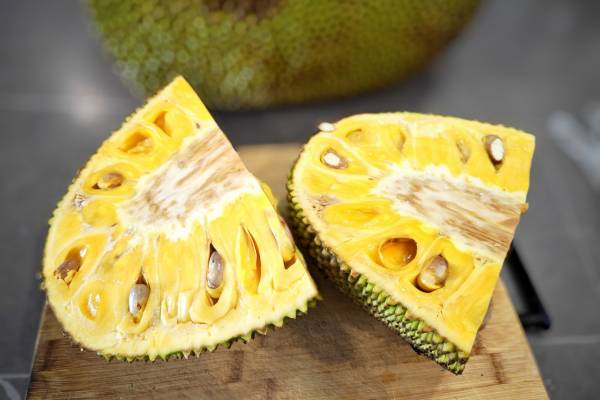 菠蘿蜜一天最多吃幾顆 菠蘿蜜吃多了會怎樣