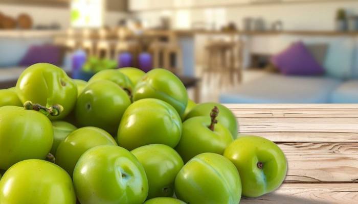 李子吃多了會(huì)上火嗎 吃李子有什么好處