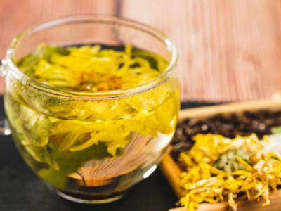 肝火旺濕氣重喝什么茶好 肝火旺濕氣重的原因