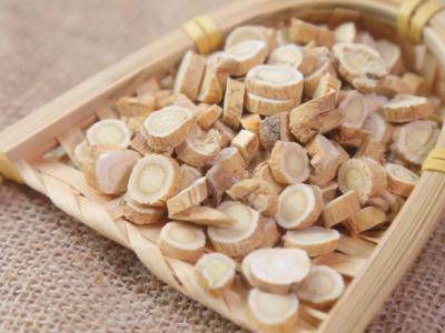 黃芩的功效與作用 黃芪的好處