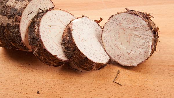 削芋頭手上癢怎么辦-易網健康<a href=http://www.aoa7937.com/jkys/ target=_blank class=infotextkey>養生</a>網 削芋頭手上癢怎么辦